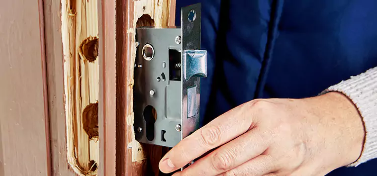 Garage Door Lock Replacement Wilson